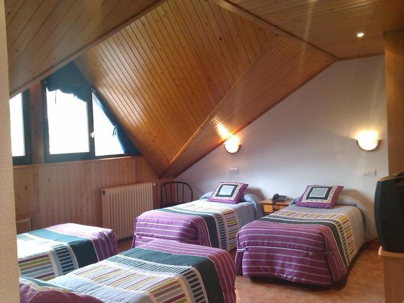 Hotel Tirol Formigal Esterno foto