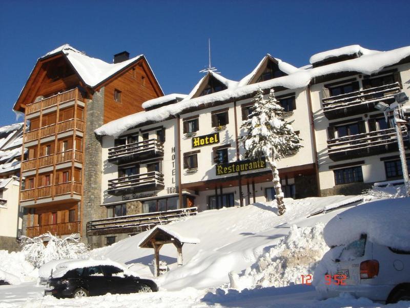 Hotel Tirol Formigal Esterno foto