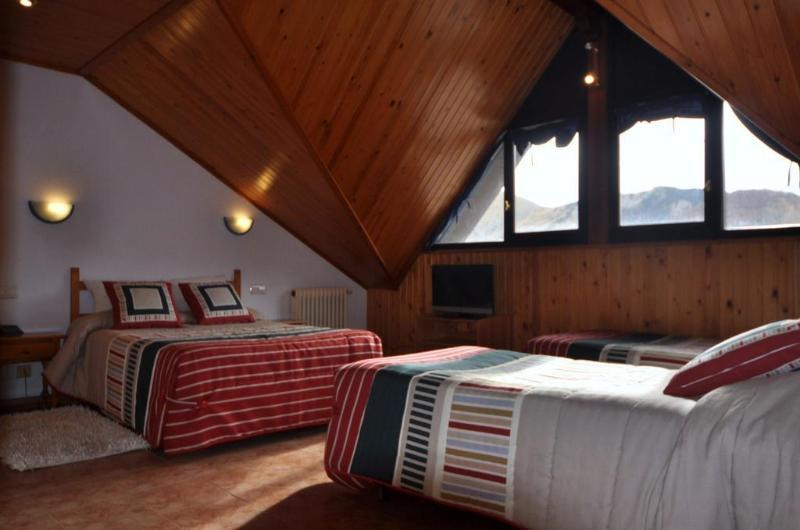 Hotel Tirol Formigal Esterno foto