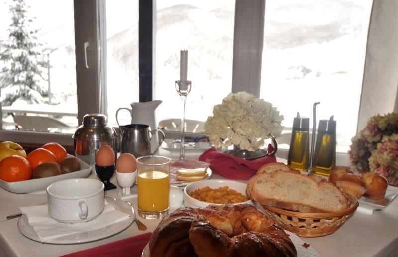 Hotel Tirol Formigal Esterno foto