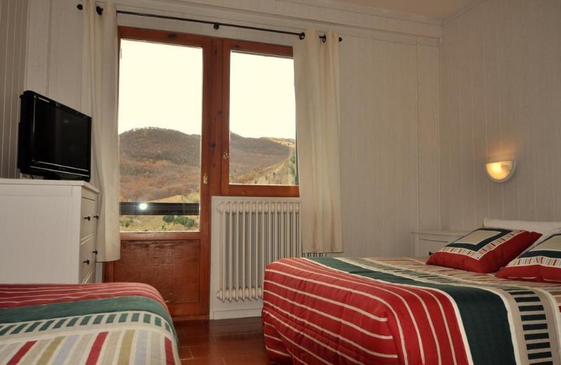 Hotel Tirol Formigal Esterno foto